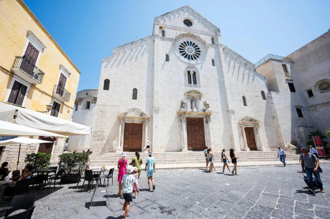 Enchanting Room In Bari Old Town Exterior foto